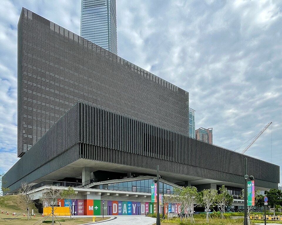 M+