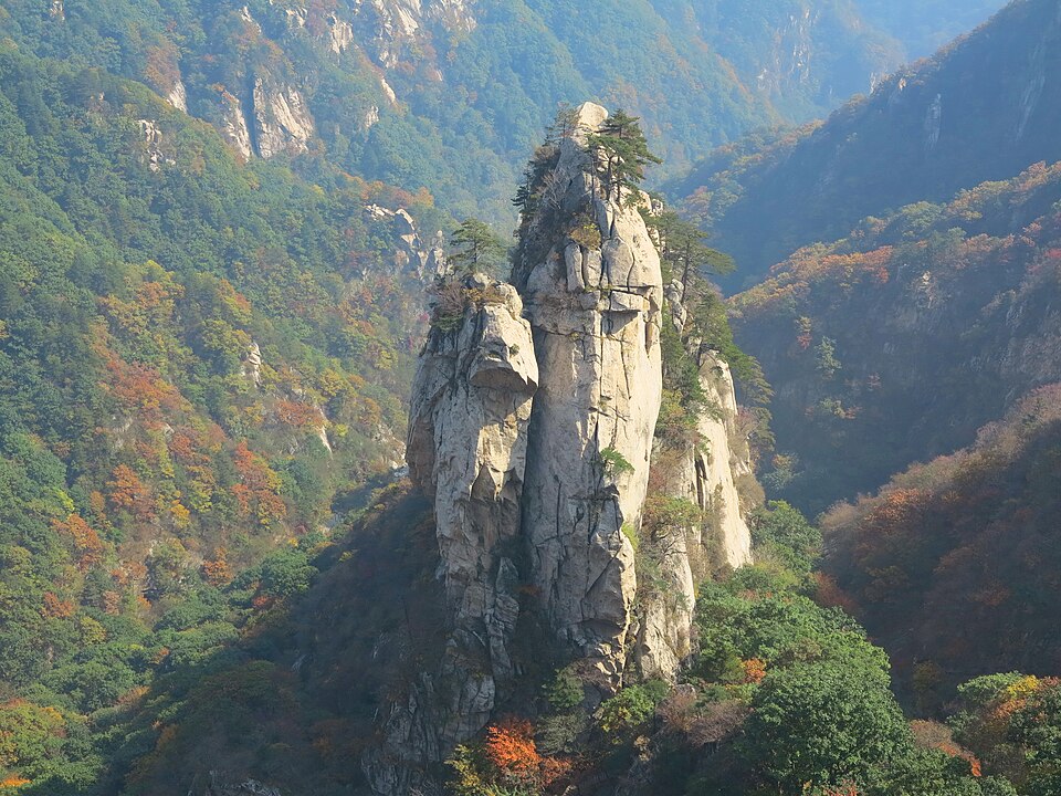 Mount Yao (Lushan County)