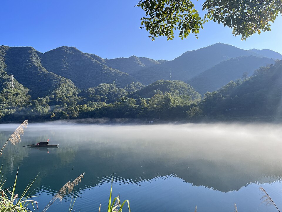 Dongjiang Lake