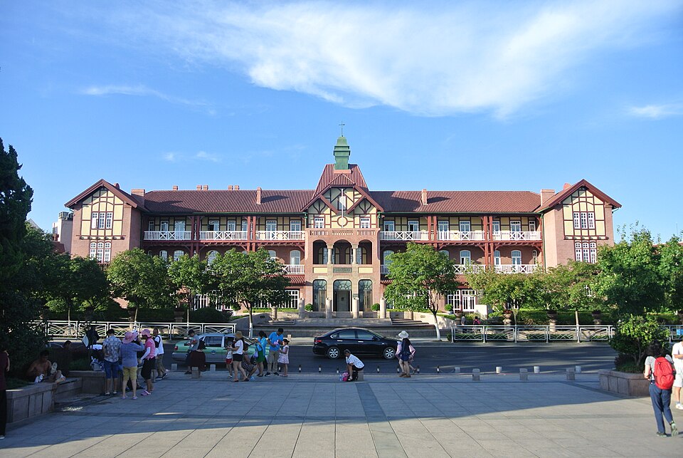 Hai Bin Lv Guan Former Site